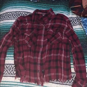 red black & white semi-cropped flannel